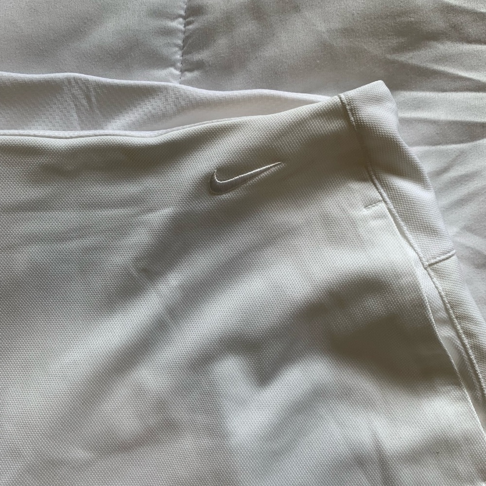 Nike Dri-FIT Victory Women's Golf Skirt (White)